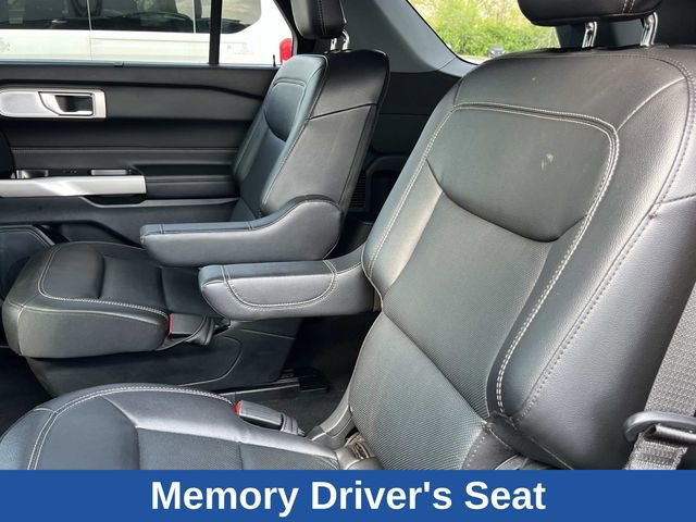 Certified 2023 Ford Explorer Limited w/ Limited Technology Package AWD/4WD image 26