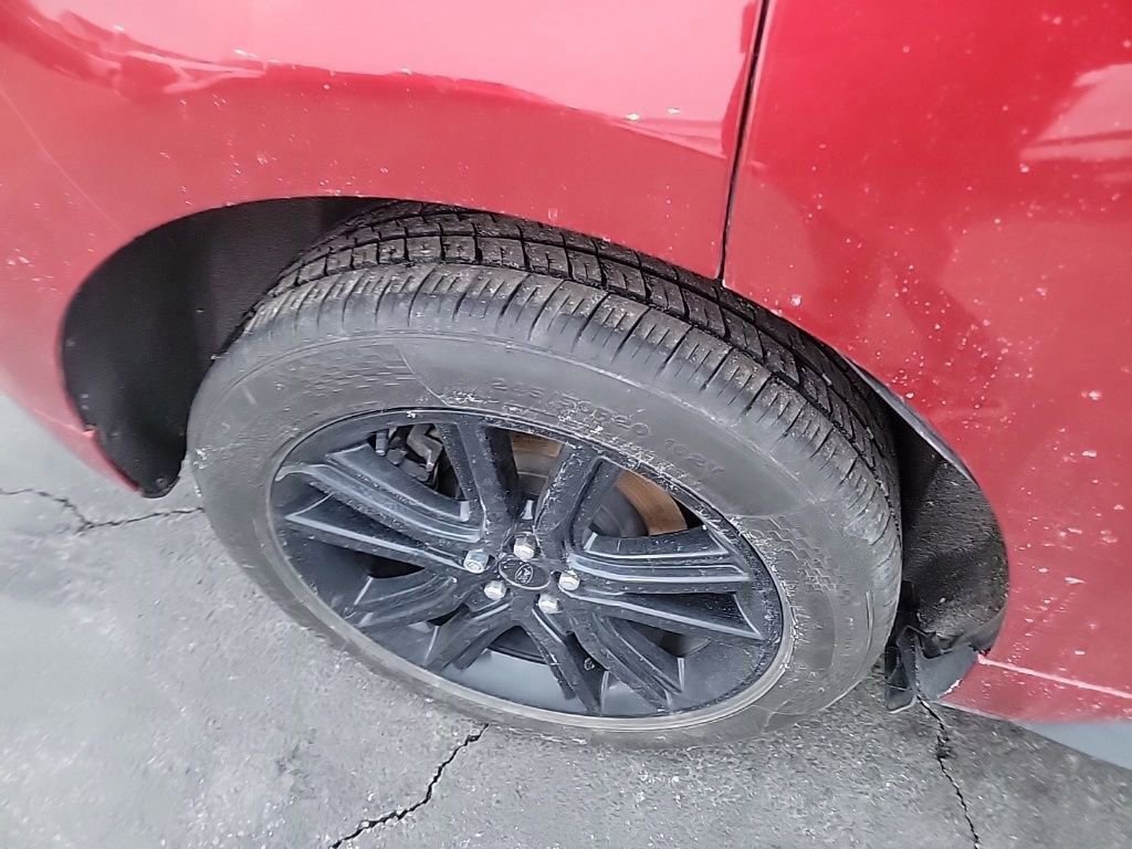 Certified 2022 Ford Edge ST-Line w/ Class II Trailer Tow Package image 22