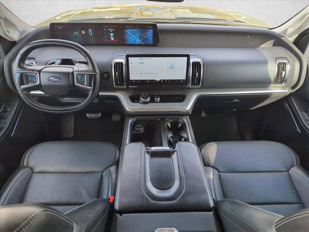 Certified 2025 Ford Expedition Max Platinum image 19