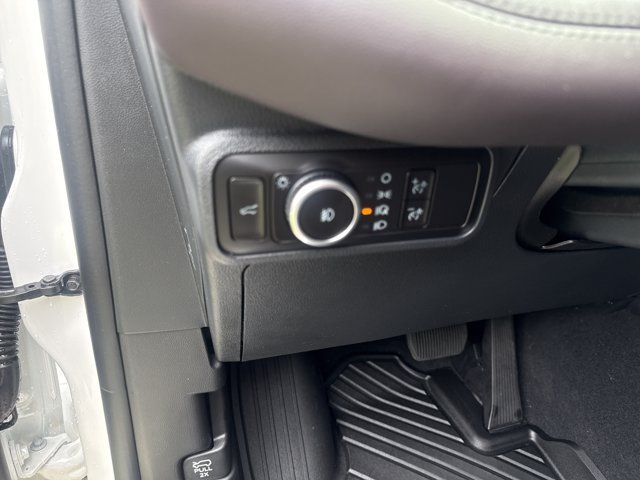 Certified 2026 Ford Explorer Platinum RWD image 13