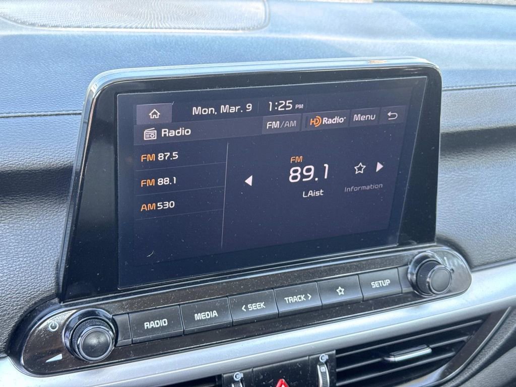 Used 2023 Kia Forte LXS image 13