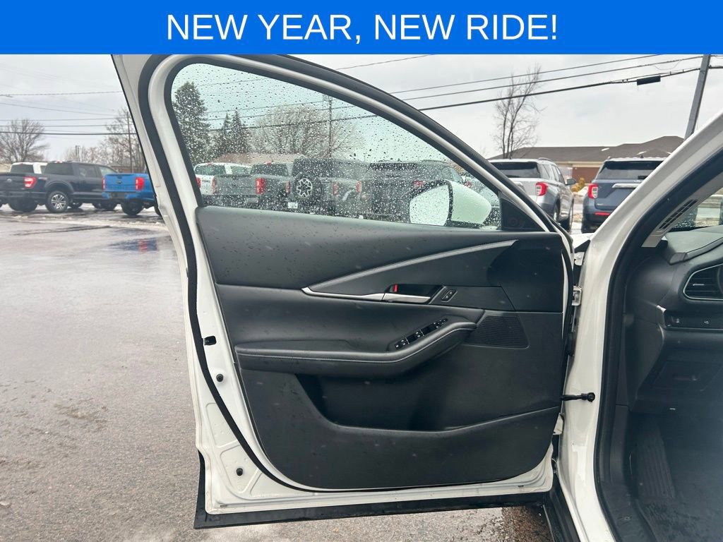 Used 2023 MAZDA CX-30 AWD 2.5 S w/ Select Package image 11