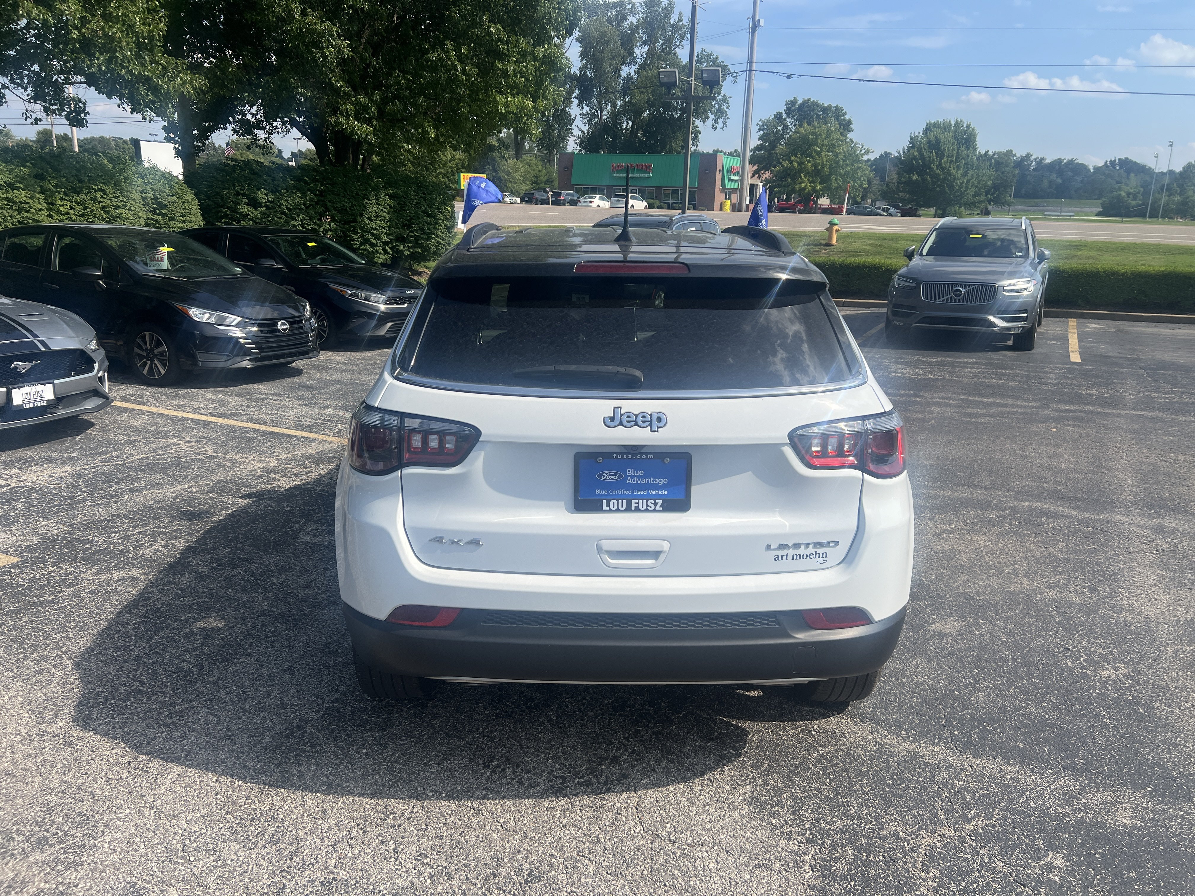 Used 2023 Jeep Compass Limited AWD/4WD image 6