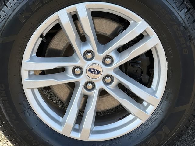Certified 2023 Ford Explorer XLT w/ Class IV Trailer Tow Package AWD/4WD image 16