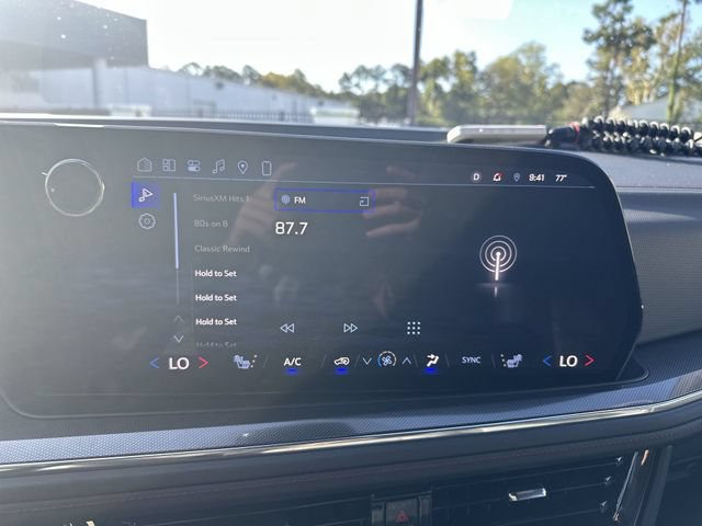 Used 2025 Chevrolet Tahoe RST w/ Comfort Package AWD/4WD image 17