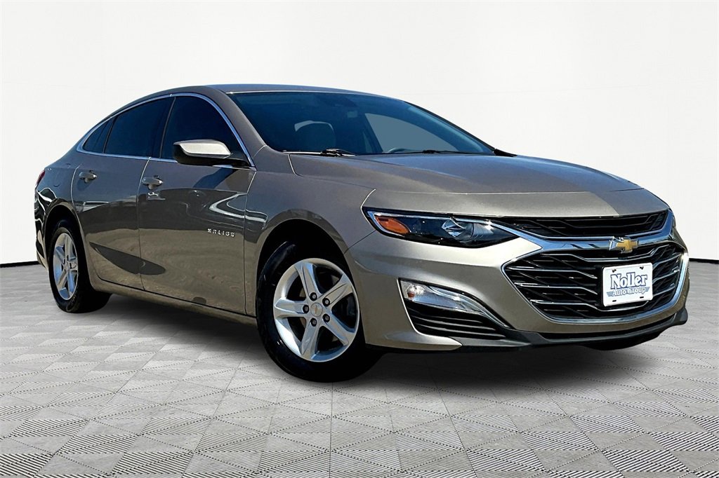 Used 2022 Chevrolet Malibu LS w/ Driver Confidence Package II image 12