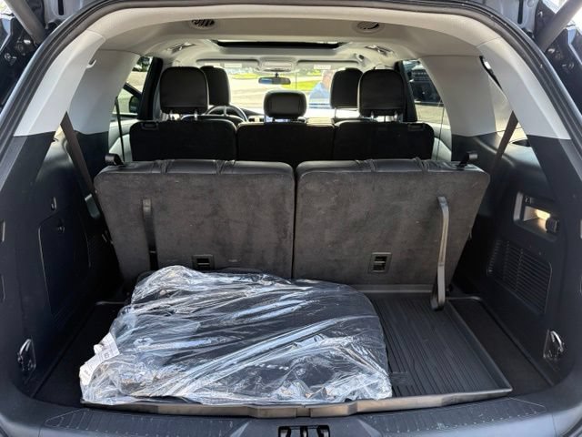 Certified 2023 Ford Explorer XLT w/ Equipment Group 202A AWD/4WD image 29