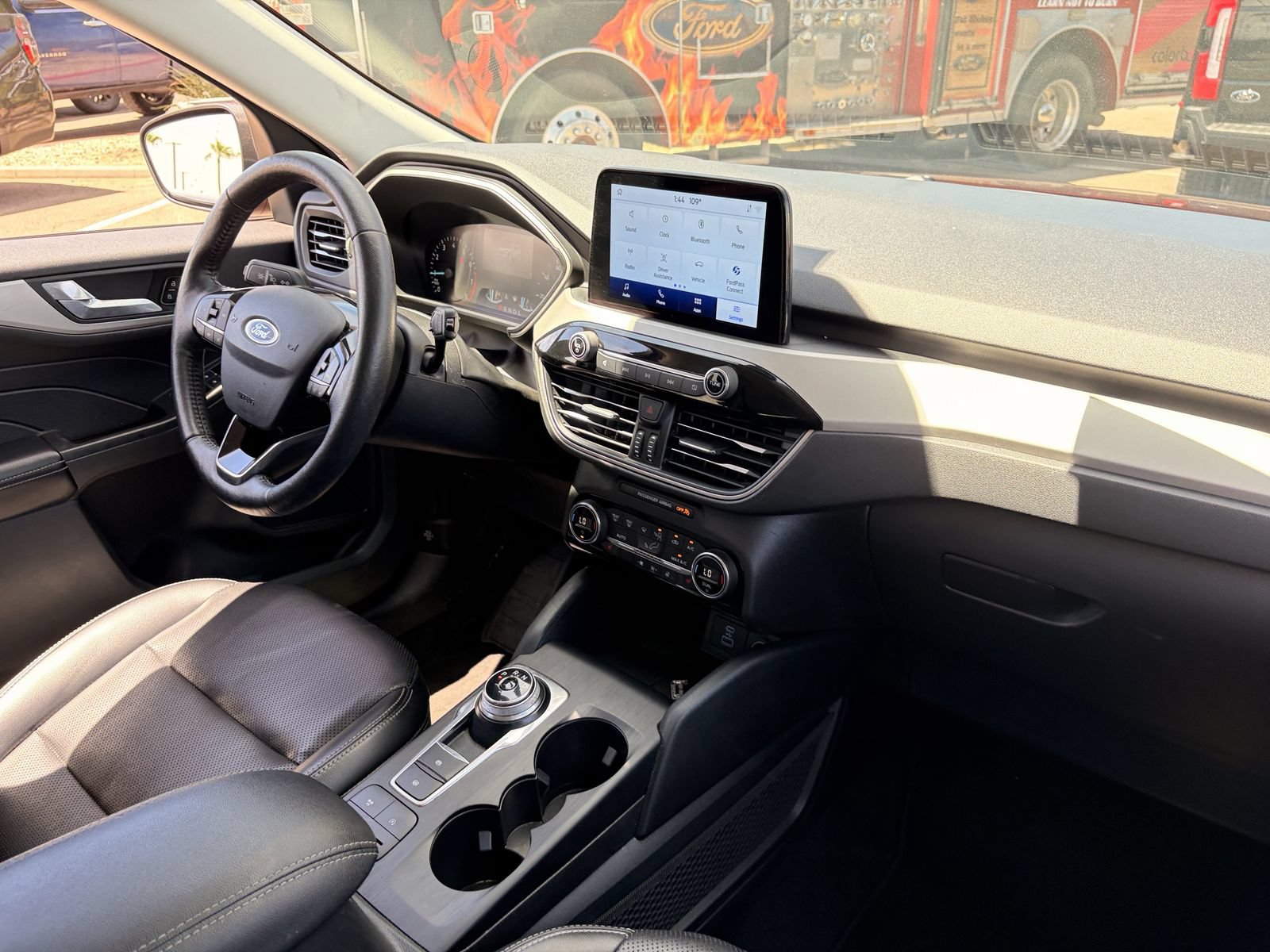 Certified 2021 Ford Escape SEL FWD image 12