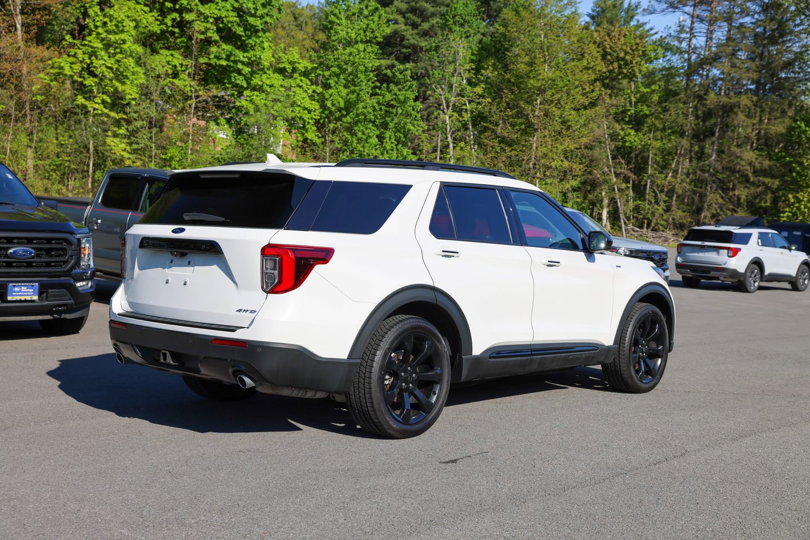 Certified 2022 Ford Explorer ST-Line w/ Class IV Trailer Tow Package AWD/4WD image 6