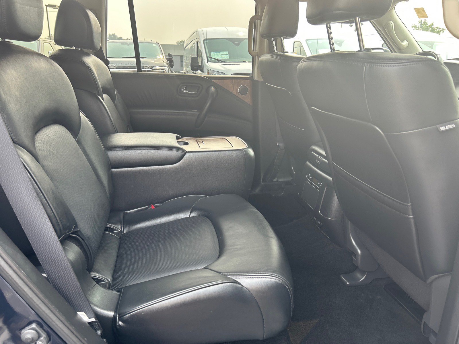 Used 2024 Nissan Armada SL w/ Captain's Chairs Package AWD/4WD image 22