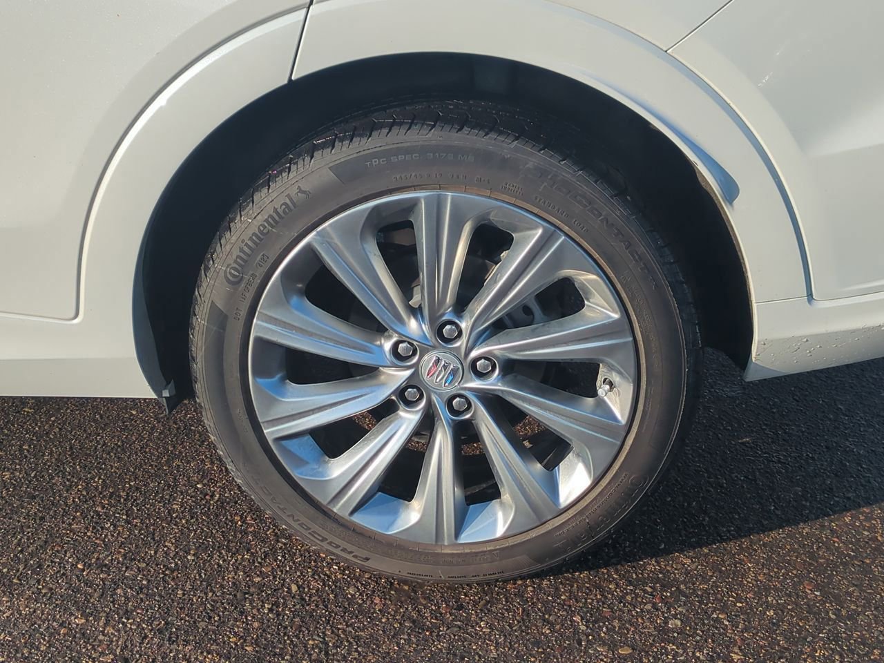 Used 2024 Buick Envista Avenir image 17