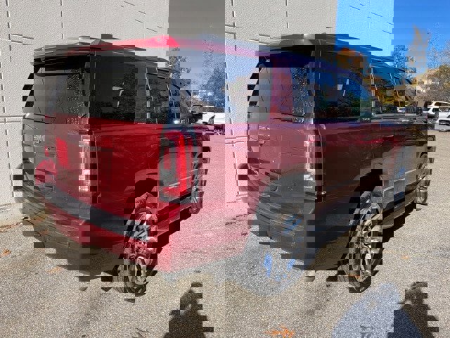 Used 2016 GMC Yukon SLT w/ Premium Edition image 3