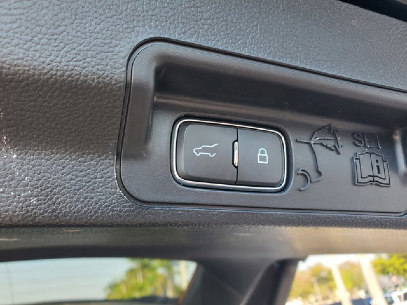 Certified 2023 Ford Explorer XLT w/ Equipment Group 202A image 9