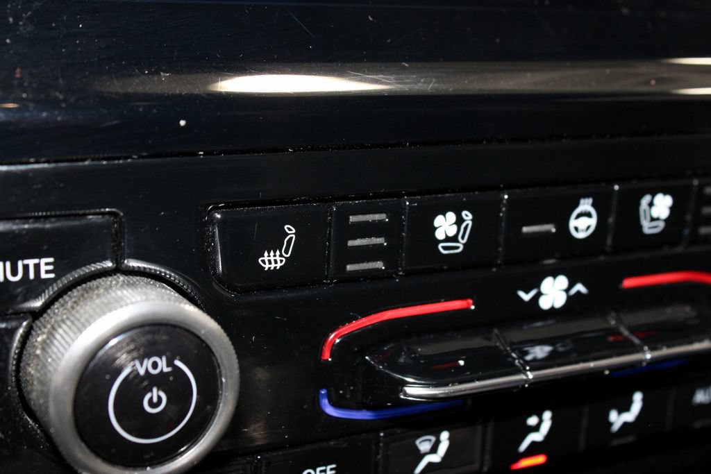 Used 2024 Jeep Grand Cherokee Summit AWD/4WD image 5