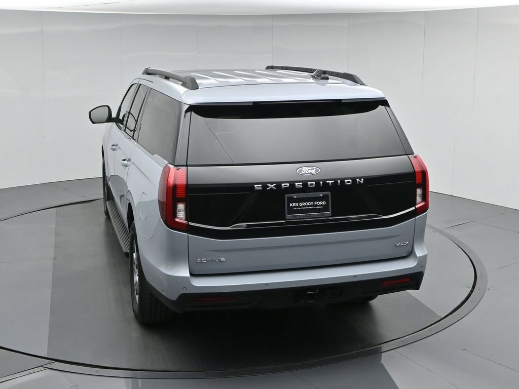 Certified 2025 Ford Expedition Max Active RWD image 45