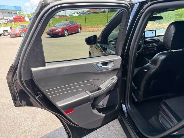 Certified 2023 Ford Escape ST-Line FWD image 22