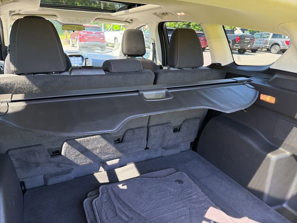Certified 2018 Ford Escape SE w/ SE Sync 3 Package AWD/4WD image 13