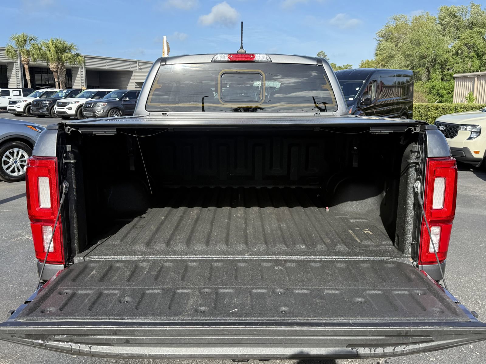Certified 2022 Ford Ranger Lariat w/ Technology Package AWD/4WD image 9
