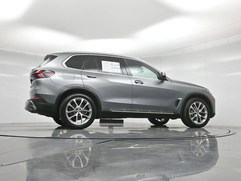 Used 2024 BMW X5 xDrive40i AWD/4WD image 50