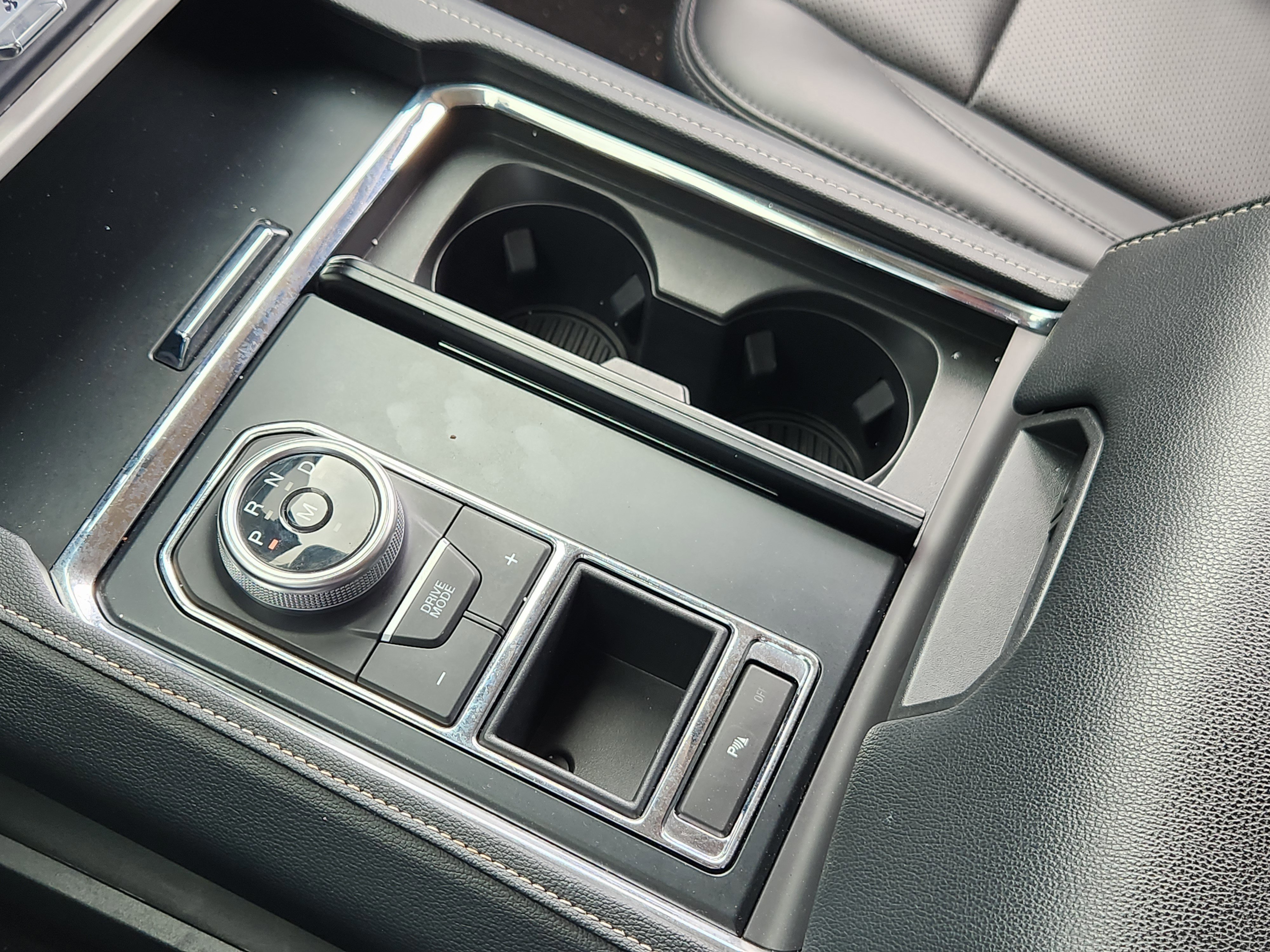 Certified 2022 Ford Expedition XLT image 14