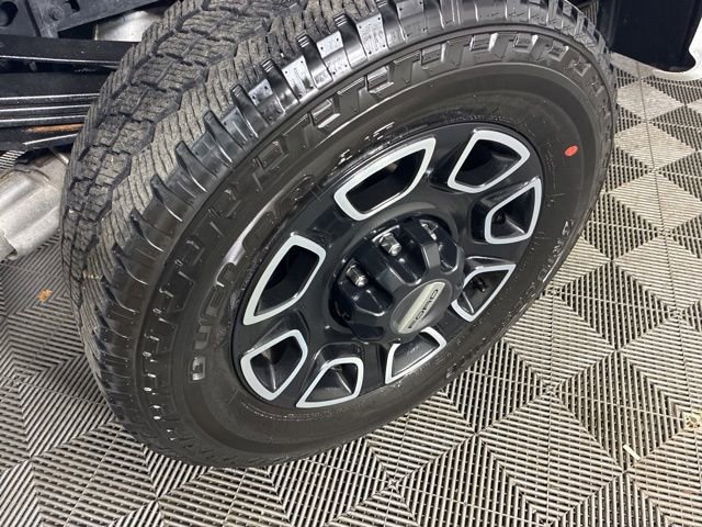 Certified 2024 Ford F350 Platinum AWD/4WD image 9