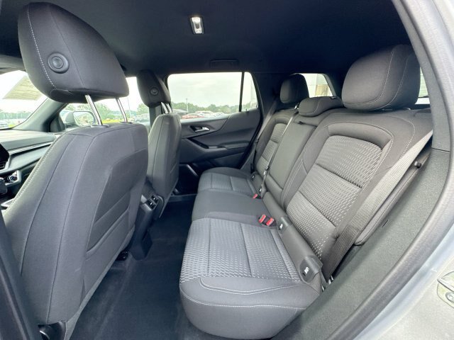 Used 2026 Chevrolet Equinox LT AWD/4WD image 22
