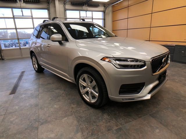 Used 2020 Volvo XC90 T6 Momentum image 7