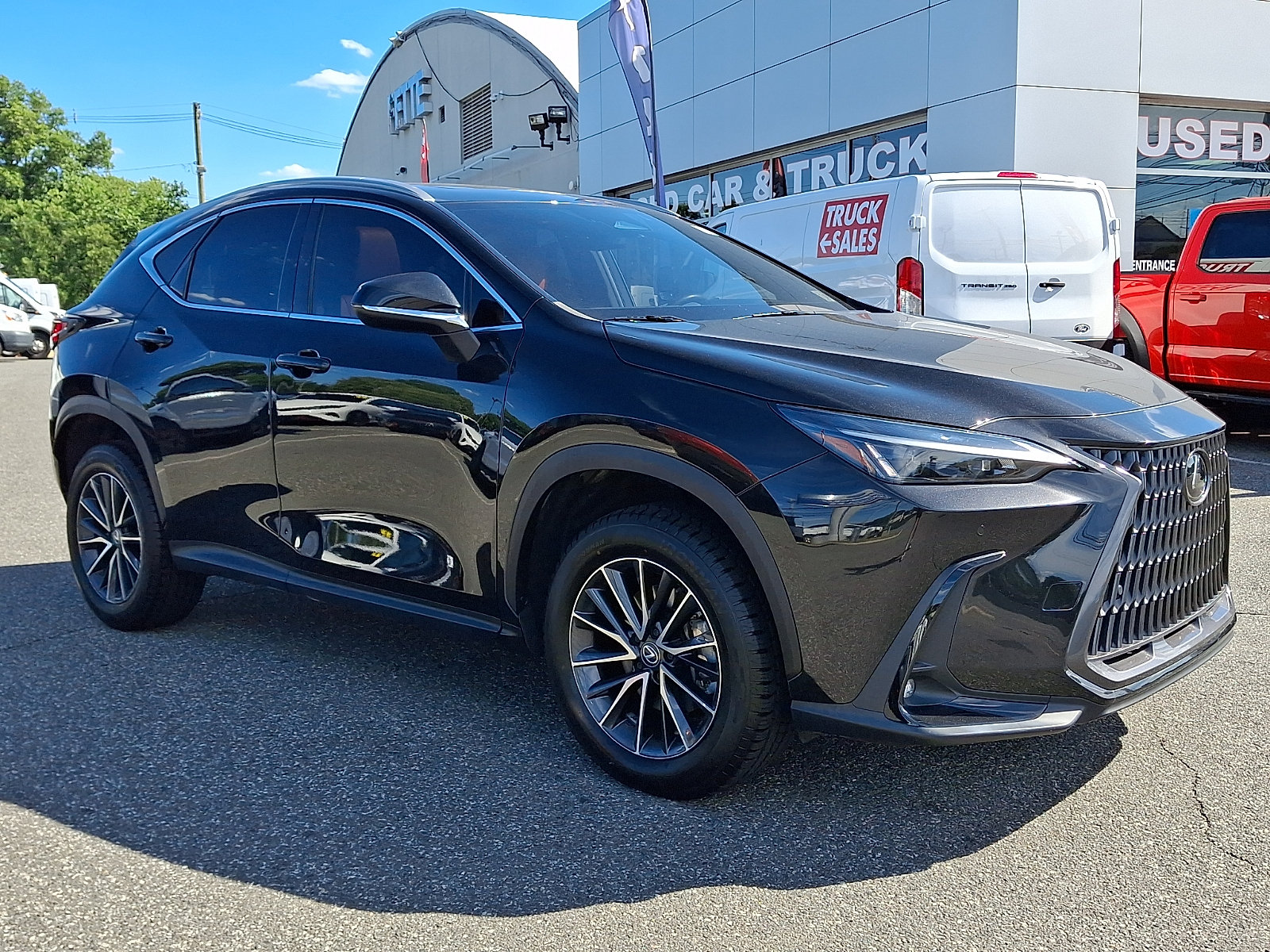 Used 2024 Lexus NX 350 AWD image 3