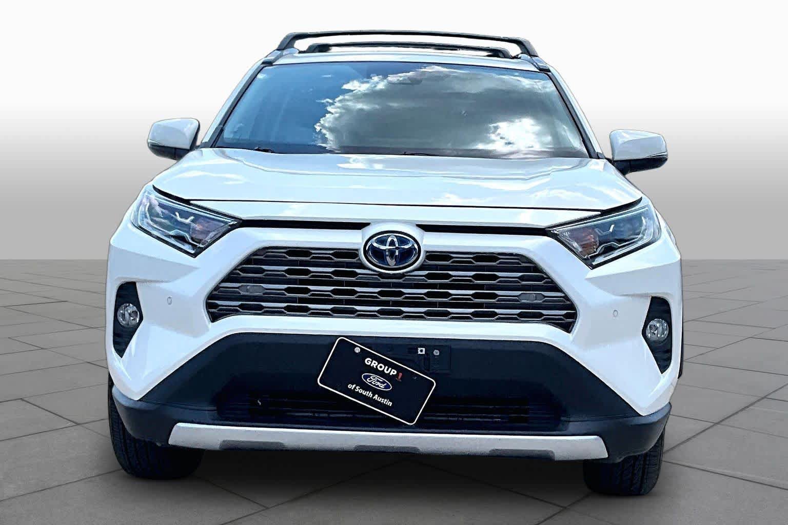 Used 2020 Toyota RAV4 Limited w/ Limited Grade Weather Package AWD/4WD image 4