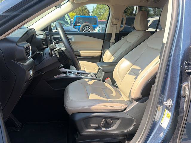 Certified 2020 Ford Explorer XLT w/ Equipment Group 202A AWD/4WD image 8