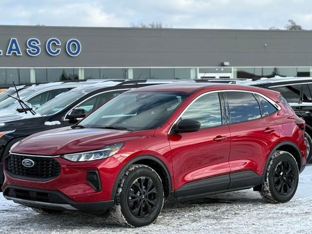 Certified 2023 Ford Escape Active video 2