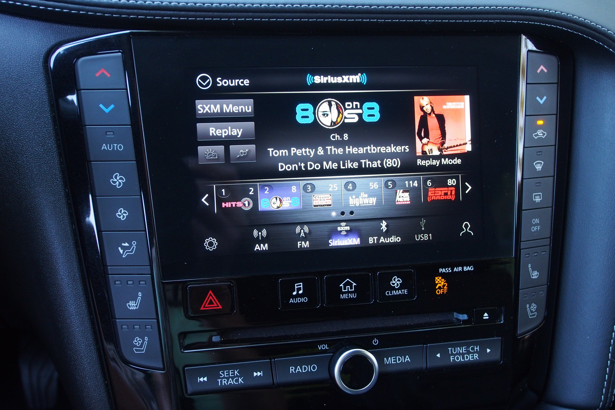 Used 2023 INFINITI QX50 Sport FWD image 32