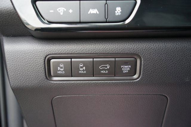 Used 2024 Kia Carnival SX image 14