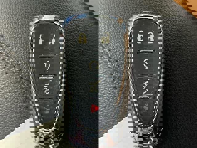 Used 2020 Chevrolet Equinox Premier image 30