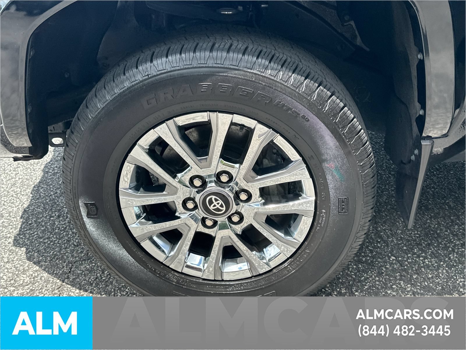 Used 2024 Toyota Tacoma Limited AWD/4WD image 12