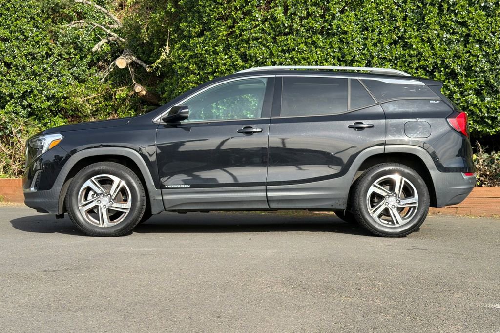 Used 2019 GMC Terrain SLT w/ Infotainment Package II AWD/4WD image 5
