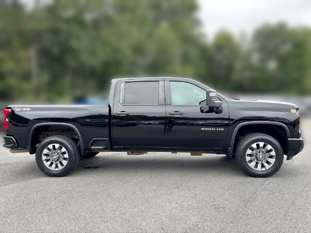 Used 2024 Chevrolet Silverado 2500 Custom w/ Custom Convenience Package AWD/4WD image 9