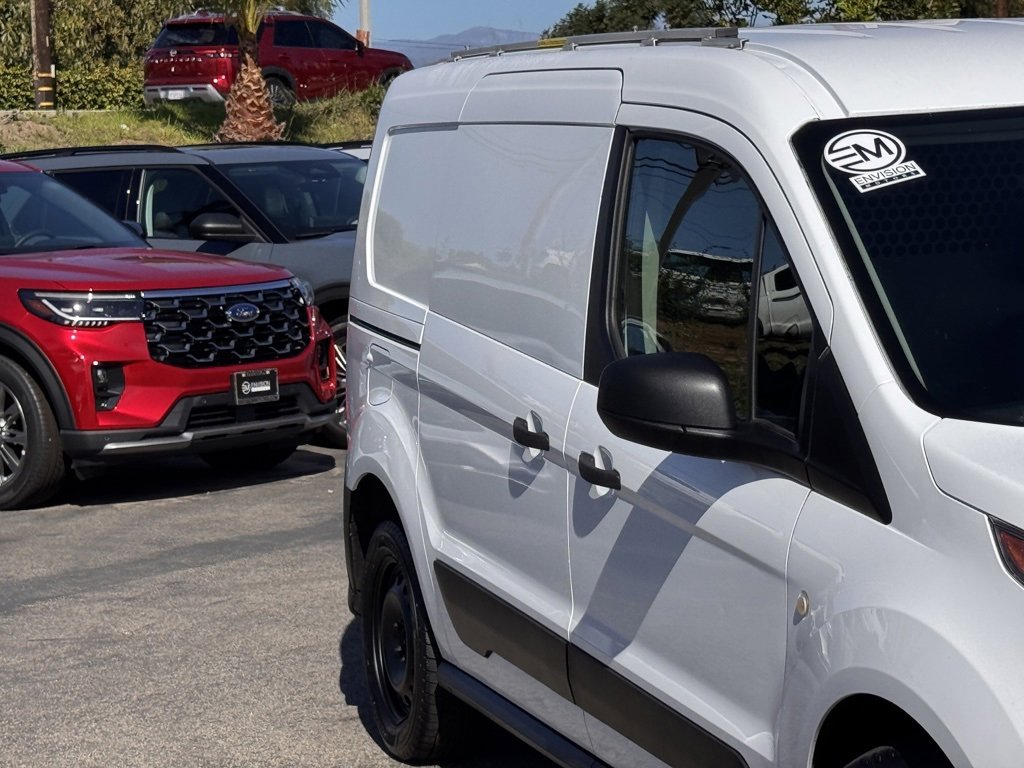 Certified 2020 Ford Transit Connect XL image 5