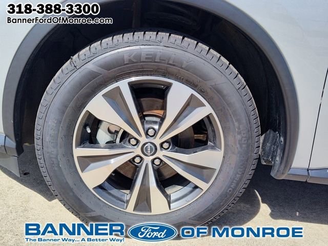 Used 2023 Nissan Murano SV image 12