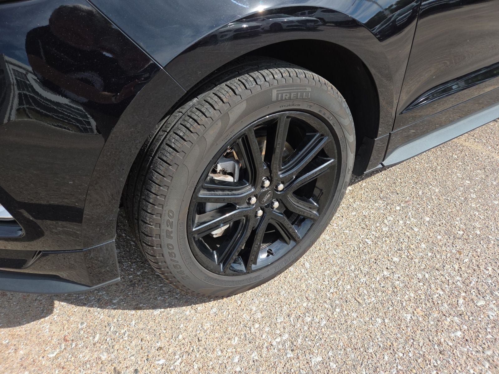 Certified 2024 Ford Edge ST-Line AWD/4WD image 8