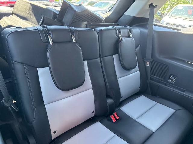Certified 2023 Ford Explorer XLT w/ Equipment Group 202A AWD/4WD image 11