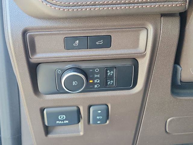 Certified 2024 Ford Expedition King Ranch image 25