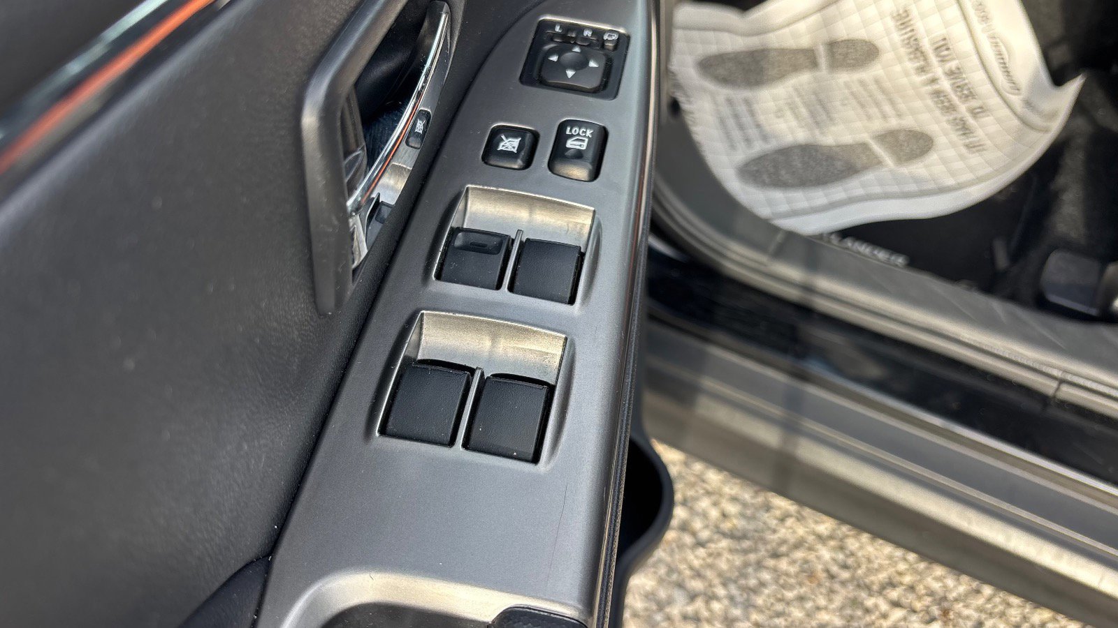 Used 2024 Mitsubishi Outlander Sport SE image 25