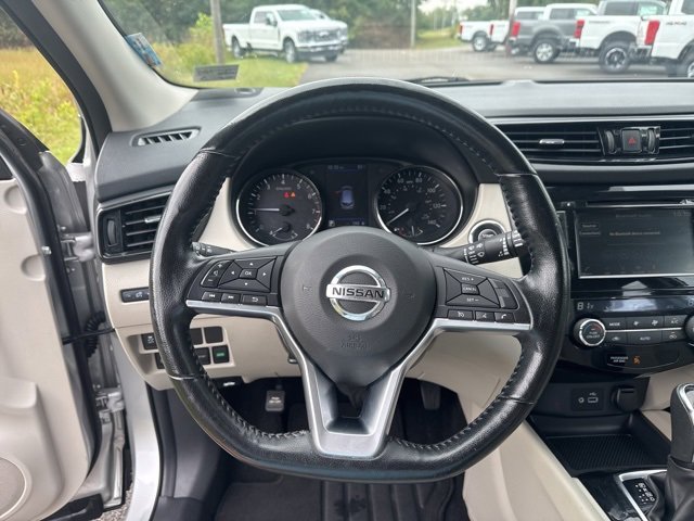 Used 2022 Nissan Rogue Sport SV image 25