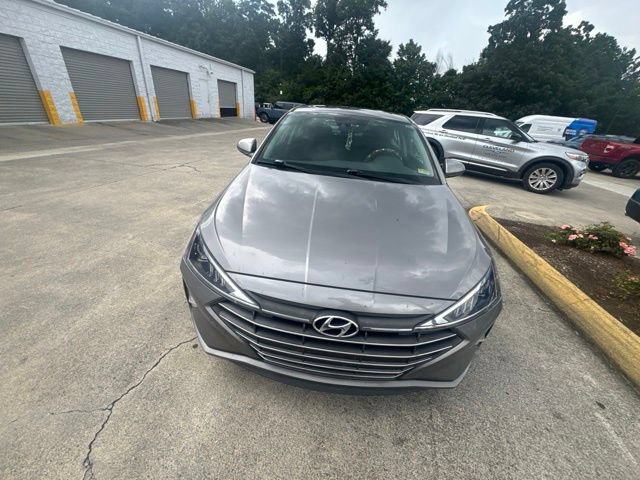 Used 2020 Hyundai Elantra Value Edition w/ Winter Weather Package FWD image 3