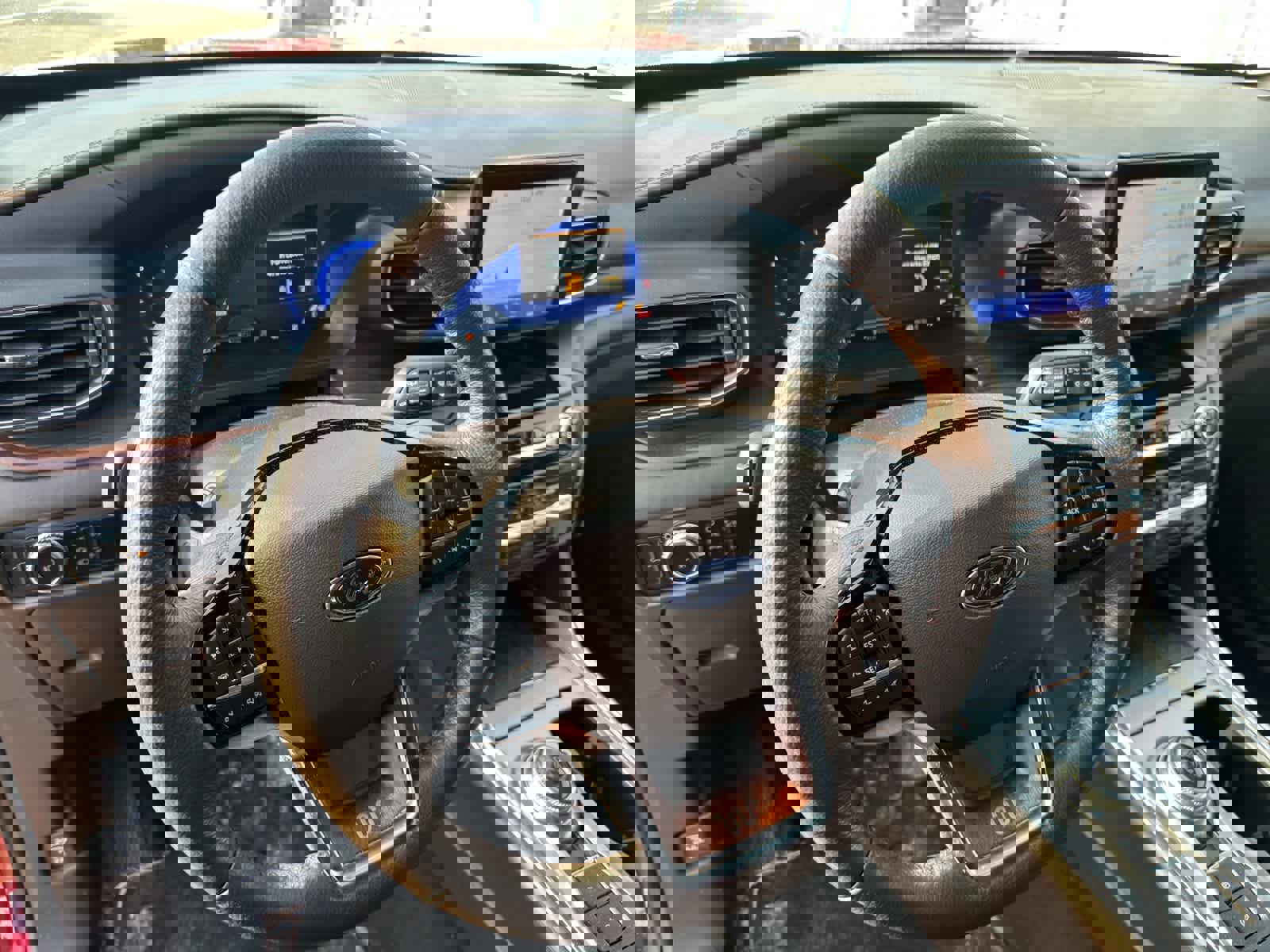 Certified 2023 Ford Explorer King Ranch w/ Class IV Trailer Tow Package image 13