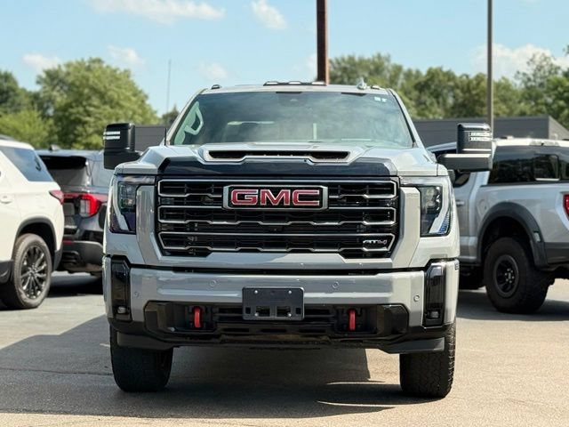 Used 2025 GMC Sierra 3500 AT4 w/ AT4 Premium Plus Package AWD/4WD image 35