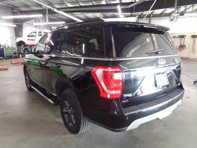 Certified 2020 Ford Expedition XLT w/ Equipment Group 202A AWD/4WD image 4