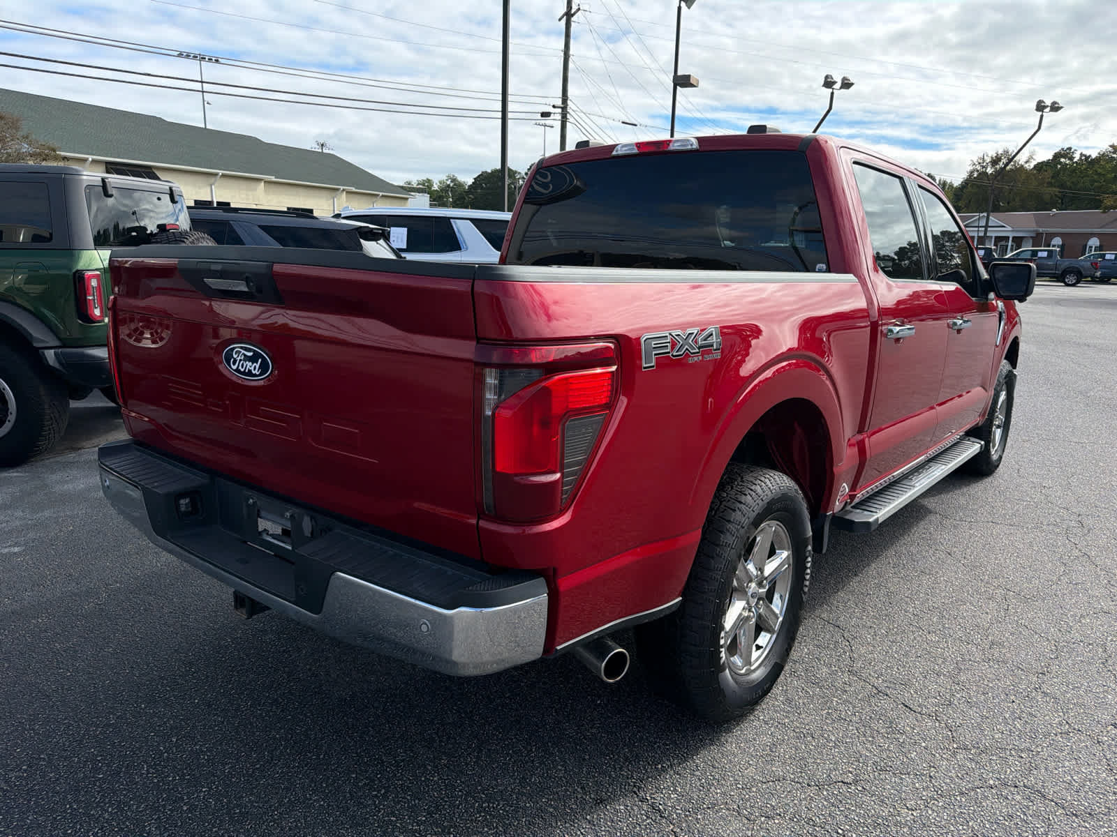 Certified 2024 Ford F150 XLT w/ FX4 Off-Road Package AWD/4WD image 3