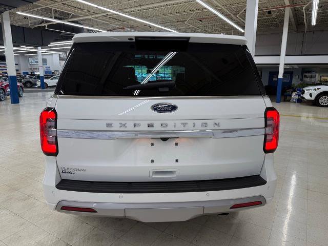 Certified 2023 Ford Expedition Platinum image 4